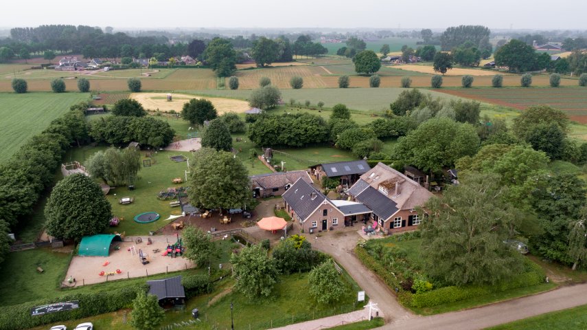 Boerderij Den Branderhorst Achterhoek spelen bij kinderboerderij Feltsigt
